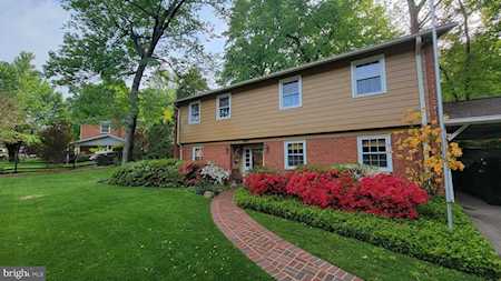 6810 Murray Ln Annandale, VA 22003