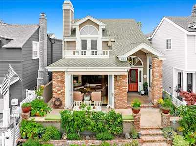202 Pearl Ave Newport Beach, CA 92662