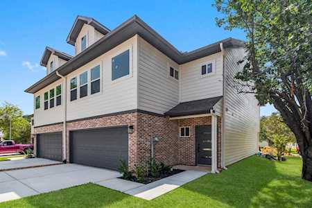 3802 Lakewood Dr Montgomery, TX 77356