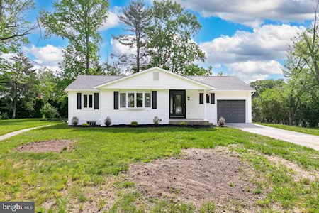 404 W Country Club Ct Cherry Hill, NJ 08003