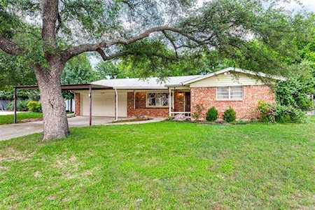 5621 Trail Lake Drive Fort Worth, TX 76133