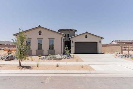 121 Tabletop ST Washington, UT 84780