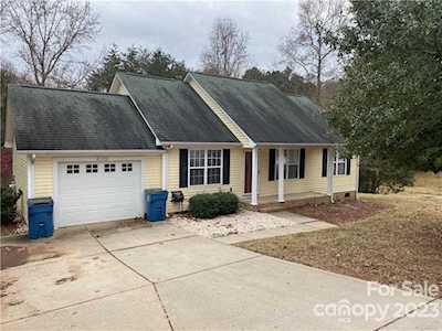 4089 Fallen Pine Rd Sherrills Ford, NC 28673