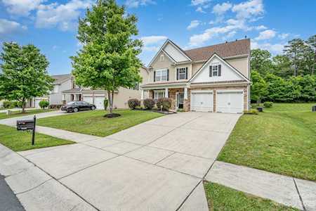 10004 Seven Oaks Dr Charlotte, NC 28215
