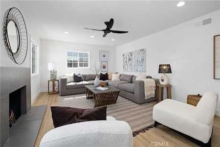 649 Darrell St Costa Mesa, CA 92627
