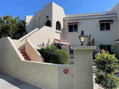 6101 34th St W #4G Bradenton, FL 34210