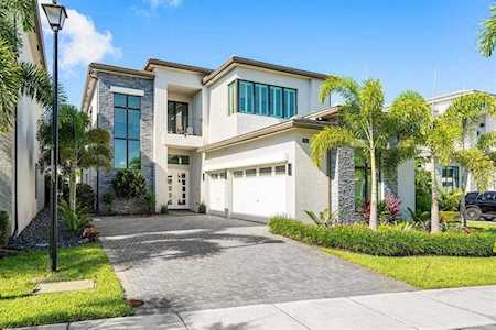 9064 Chauvet Way Boca Raton, FL 33496