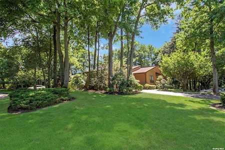 12 Augusta Lane #12 Manhasset, NY 11030