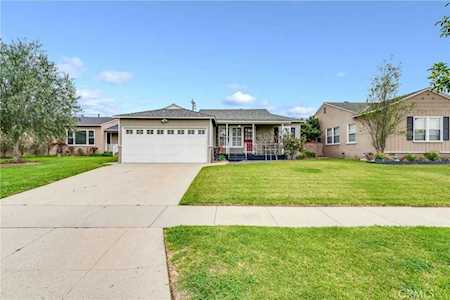 4739 Oliva Ave Lakewood, CA 90712