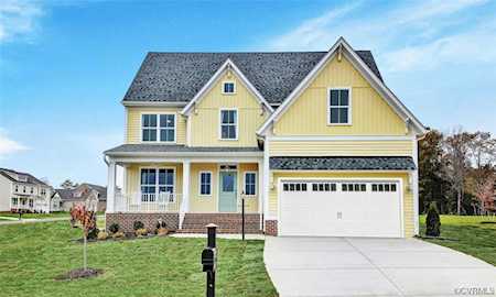 9218 Kinnerton Dr Midlothian, VA 23112