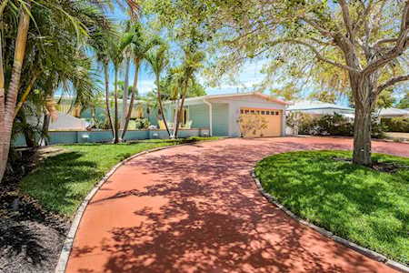 2823 W Vina Del Mar Blvd St. Pete Beach, FL 33706