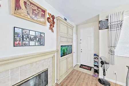 805 Noontide Way Oxnard, CA 93035