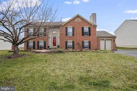 10725 Timothy Dr Williamsport, MD 21795