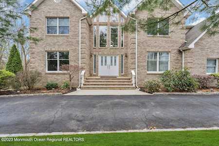 83 Westley Rd Old Bridge, NJ 08857