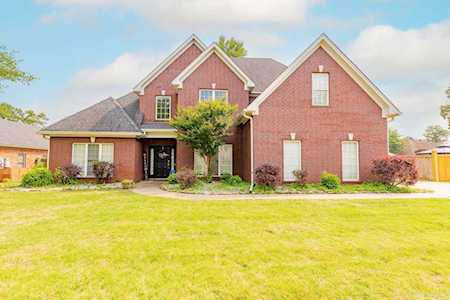 6520 W Caribbean Dr Benton, AR 72019