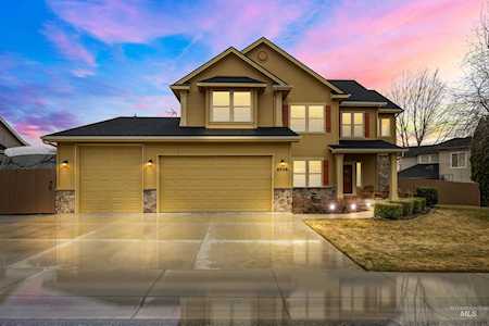 9705 Big Springs Blvd Boise, ID 83714