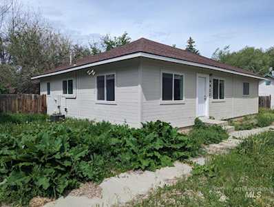 6920 & 6922 W Petrie St Boise, ID 83704