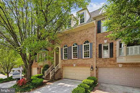 6653 Hampton Park Ct Mclean, VA 22101