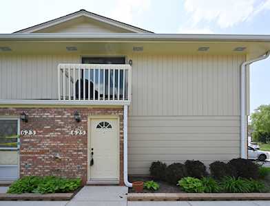 625 Whalom Ln #10-E Schaumburg, IL 60173