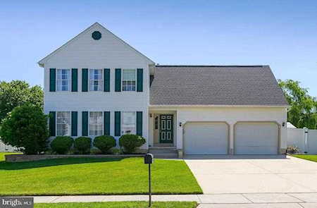 329 New Castle Swedesboro, NJ 08085