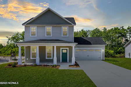 19 Cindy Road Richlands, NC 28574