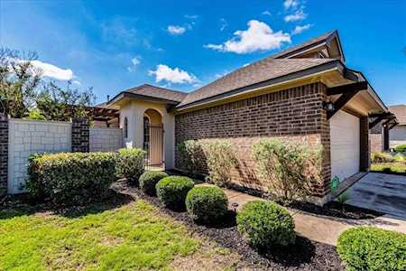 614 Silo ST San Marcos, TX 78666