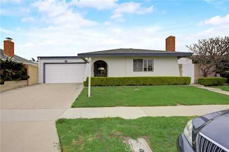 14172 Hereford St Westminster, CA 92683