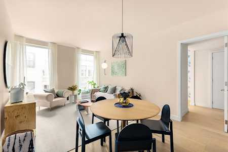 215 W 28th St #9C New York, NY 10001