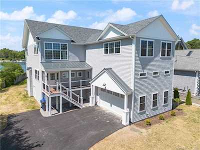19 Palmer Rd Morris, CT 06763
