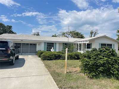 880 E 7th St Englewood, FL 34223