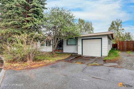 2304 Mckinley Ave Anchorage, AK 99517