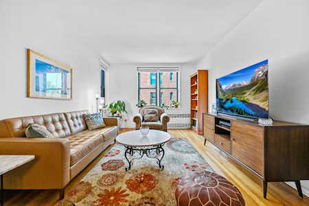 345 Webster Ave #4N Brooklyn, NY 11230