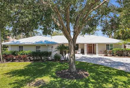 2348 Riviera Dr Sarasota, FL 34232