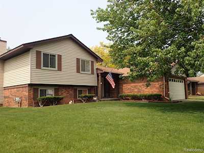 5383 Timber Ridge Trl Independence Twp, MI 48346