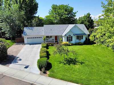 1047 W Ashwood Ct Kuna, ID 83634-2267