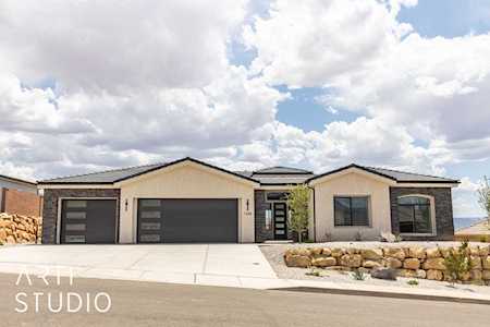 1044 E Corral Way Washington, UT 84780