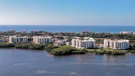 1932 Harbourside Dr #222 Longboat Key, FL 34228