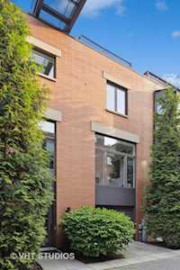 1439 N Cleveland Ave #B Chicago, IL 60610