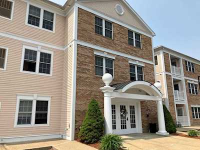1 Millbrook Ln #205 Wakefield, MA 01880