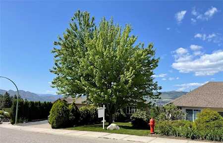 3391 Merlot Way West Kelowna, BC V4T2X4