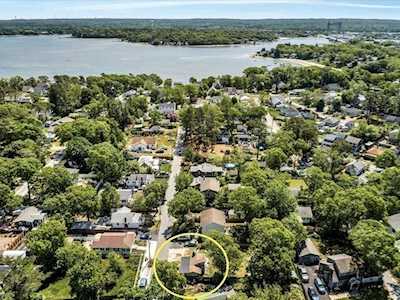 56 Ryder Street Wareham, MA 02532