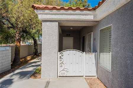 5914 Vegas Dr Las Vegas, NV 89108