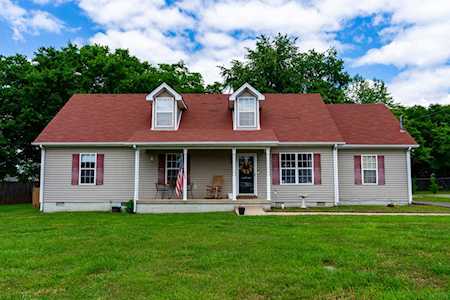 1007 Newberry Dr N Murfreesboro, TN 37130