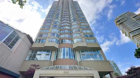 6240 Mckay Avenue #1006 Burnaby, BC V5H 4L8