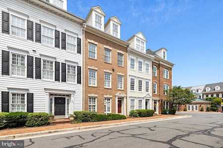 403 S Fayette St S Alexandria, VA 22314