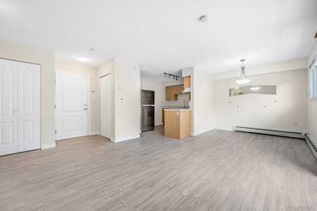 14881 Marine Drive #103 White Rock, BC V4B 1C2