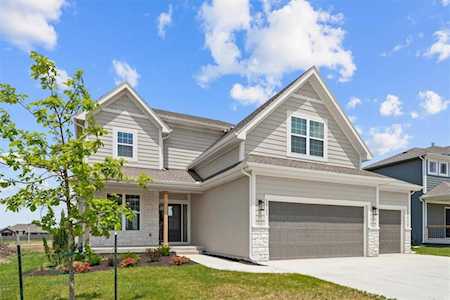 28504 W 161st Terrace Gardner, KS 66030