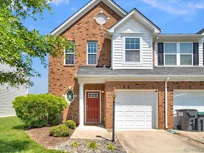 7381 Smoothbore Ln Mechanicsville, VA 23116