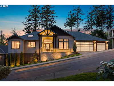 10335 SE Quailridge DR Happy Valley, OR 97086