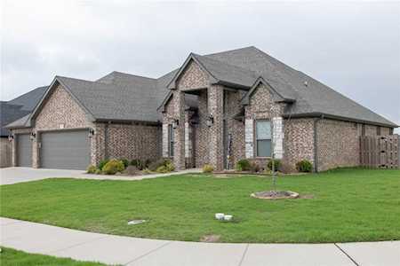 1311 Little Osage Ln Bentonville, AR 72713
